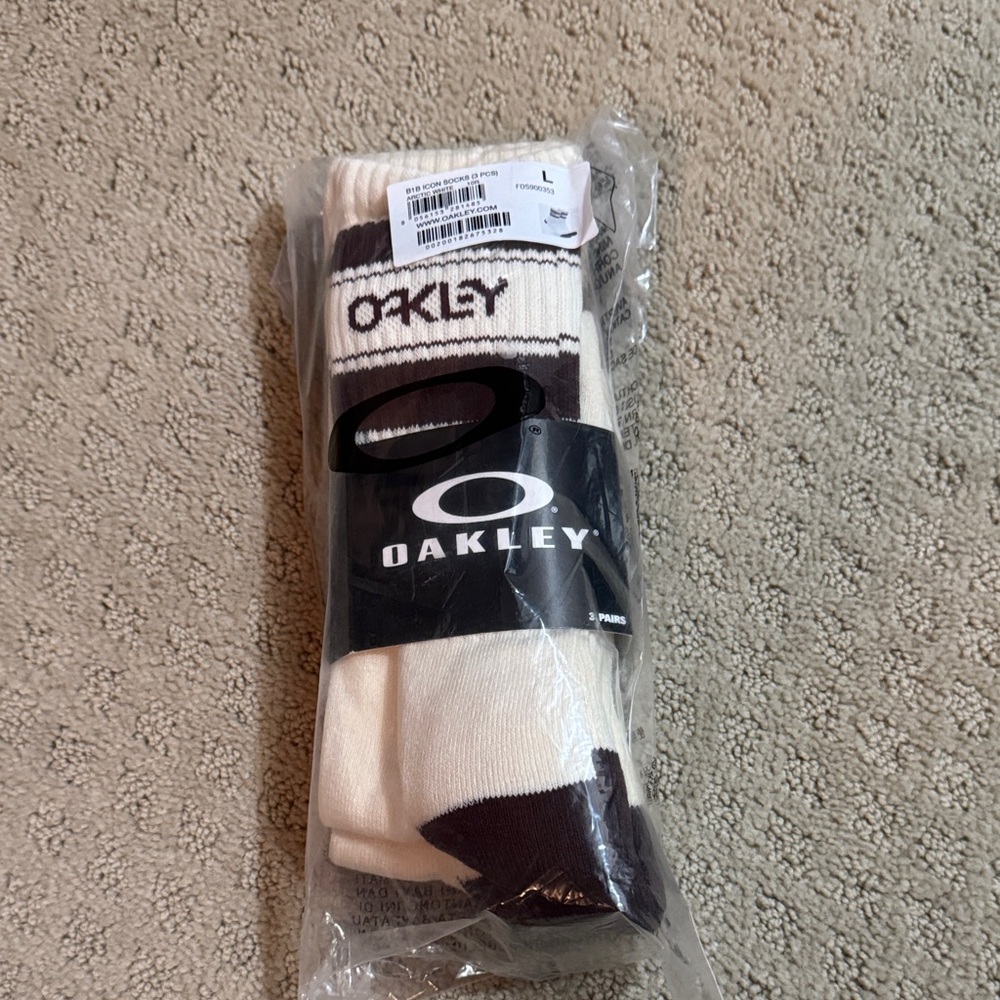 Oakley Men's Athletic Socks in Cream and Brown